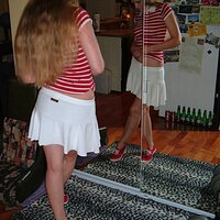  : Gallery : original : 2005 : 13 : RedKeds01.jpg