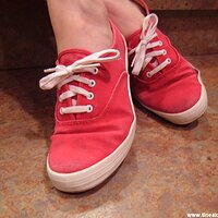  : Gallery : original : 2005 : 13 : RedKeds06.jpg
