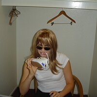  : Gallery : original : 2005 : 19 : DSC02000.JPG