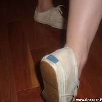  : Gallery : original : 2005 : 23 : dirtywhitekeds039.jpg