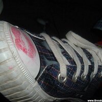  : Gallery : original : 2005 : 27 : KissKedswithKum026.jpg