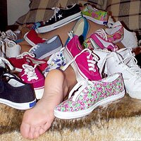  : Gallery : original : 2006 : 15 : xpink16a.jpg