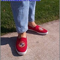  : Gallery : original : 2013 : 04 : slred001.jpg