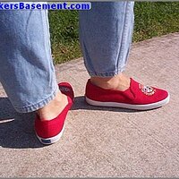  : Gallery : original : 2013 : 04 : slred002.jpg