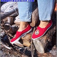  : Gallery : original : 2013 : 04 : slred008.jpg