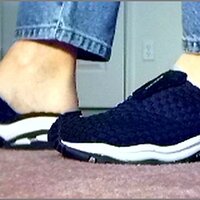  : Gallery : original : 2013 : 11 : garysskechers6.JPG