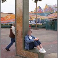  : Gallery : original : 2013 : 11 : kedssittingL.jpg