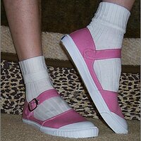  : Gallery : original : 2013 : 11 : pinkcraves3.jpg