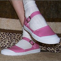  : Gallery : original : 2013 : 11 : pinkcraves5.jpg