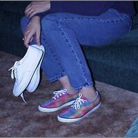  : Gallery : original : 2013 : 12 : kedsbabe136.jpg