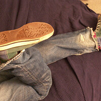 chucks1_5.jpg