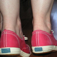 red keds white stitch 016.jpg