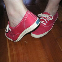 red keds white stitch 004.jpg