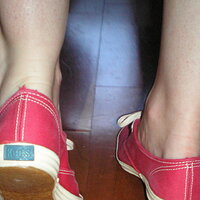 red keds white stitch 008.jpg