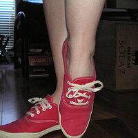 red keds white stitch 011.jpg