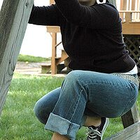 70320127-L.jpg