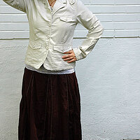 70321808-L.jpg