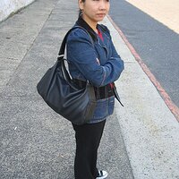 21314634-L.jpg