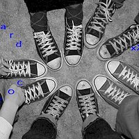 chucks-vi.jpg