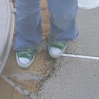 296637009_l.jpg