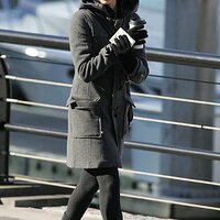 76304_Jessica_out_and_about_in_Vancouver_Oct._30_023_122_426lo.jpg