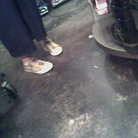 plad coverse at mall.jpg