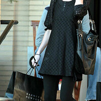 122406KateShoppinginLosAngeles05.jpg