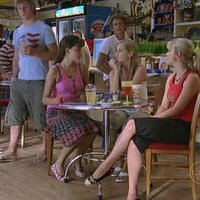 H2O - Just Add Water - S01E03 - Catch of the Day[(013667)16-38-15].JPG