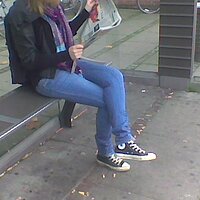 busstop2.JPG