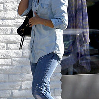 hayden-panettiere_NET-2009june30-westhollywood-02.jpg