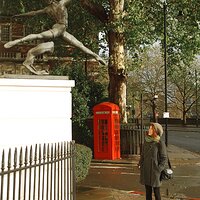 _london_calling_by_HEYgiulius.jpg