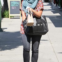 Jennifer_Love_Hewitt_out_in_Studio_City_12.jpg