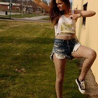 alcohol-beer-brunette-converse-cool-Favim_com-221555.jpg