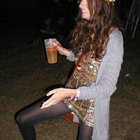 GlamourImageBucket-Submitted-Jessica Luper3c1e3cae-8b70-48d6-9082-a08cc4509c93-converse.jpg