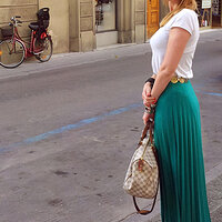 primark-dark-green-converse-skirts.jpg