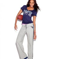 pink-nfl-collection-jourdan-dunn-2-570x686.jpg