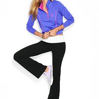 Jessica Hart for VS Pink, December 2012-052.jpg