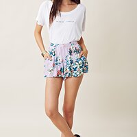floral_short_back_tucked_in_short_a.jpg