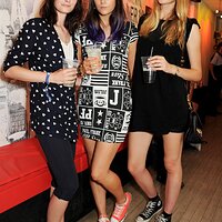Charlotte-De-Carle-Lilah-Parsons-and-Tabitha-Hall-CONVERSE_AT_THE_CIRCLE1091-e1375770938451.jpg