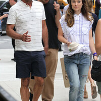 olivia-wilde-bobby-cannavale-bond-hbo-rock-roll-project-05.jpg
