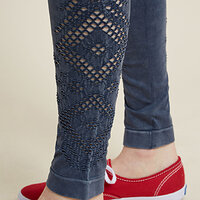 10104146_delight_in_diamonds_cutout_leggings_indigo_ALT05.jpg