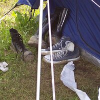 chucks3.jpg