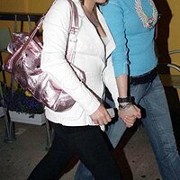 hilary_duff_converse.jpg