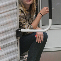 emilie-de-ravin-remember-me-11.jpg
