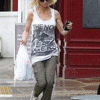 Sarah+Harding+Caught+Rain+vxZX2TcDq-cx.jpg