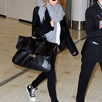 richie nicole 2012 may candid4.jpg