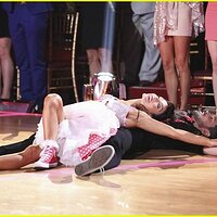 meryl-davis-maksim-chmerkovskiy-judges-apologizing-dwts-08.jpg