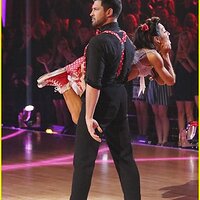 meryl-davis-maksim-chmerkovskiy-judges-apologizing-dwts-06.jpg