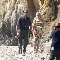 ana-de-armas-plays-the-role-of-marilyn-monroe-filming-on-the-beach-in-malibu-10-06-2019-6.jpg