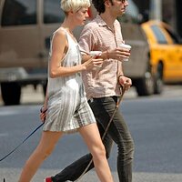 agyness_deyn_moves_in_with_boyfriend.jpg